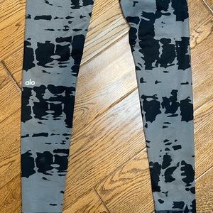 Alo Yoga Tie Dyed full length pant